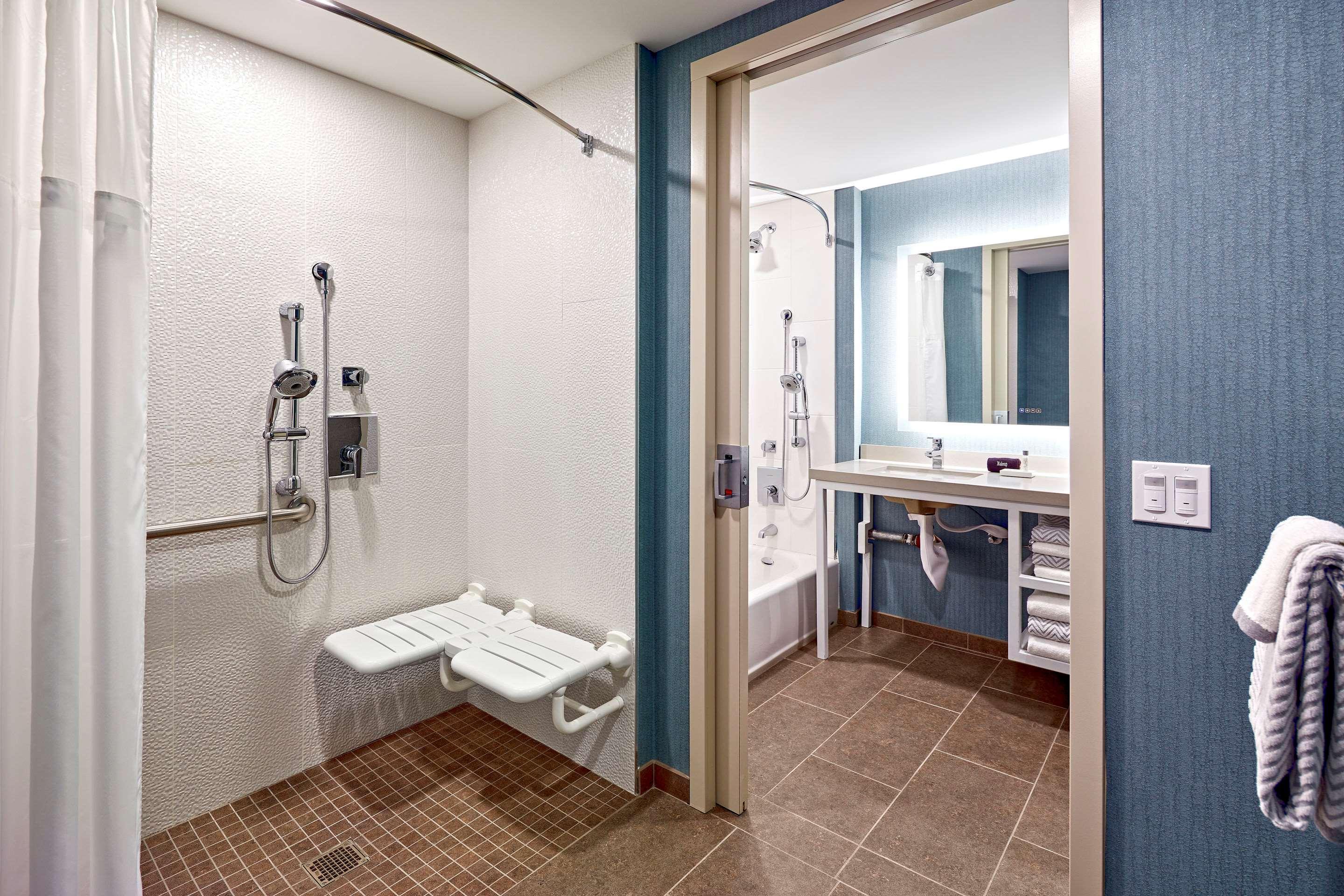 Cambria Hotel & Suites Anaheim Resort Area Εξωτερικό φωτογραφία