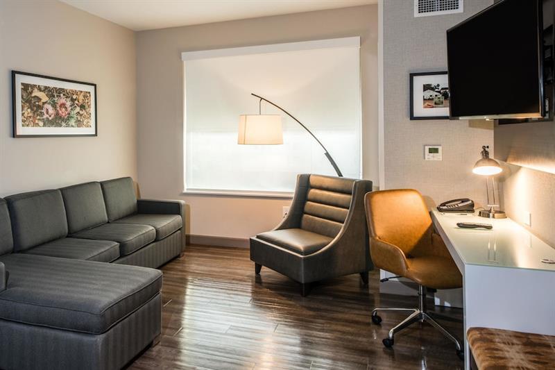 Cambria Hotel & Suites Anaheim Resort Area Εξωτερικό φωτογραφία